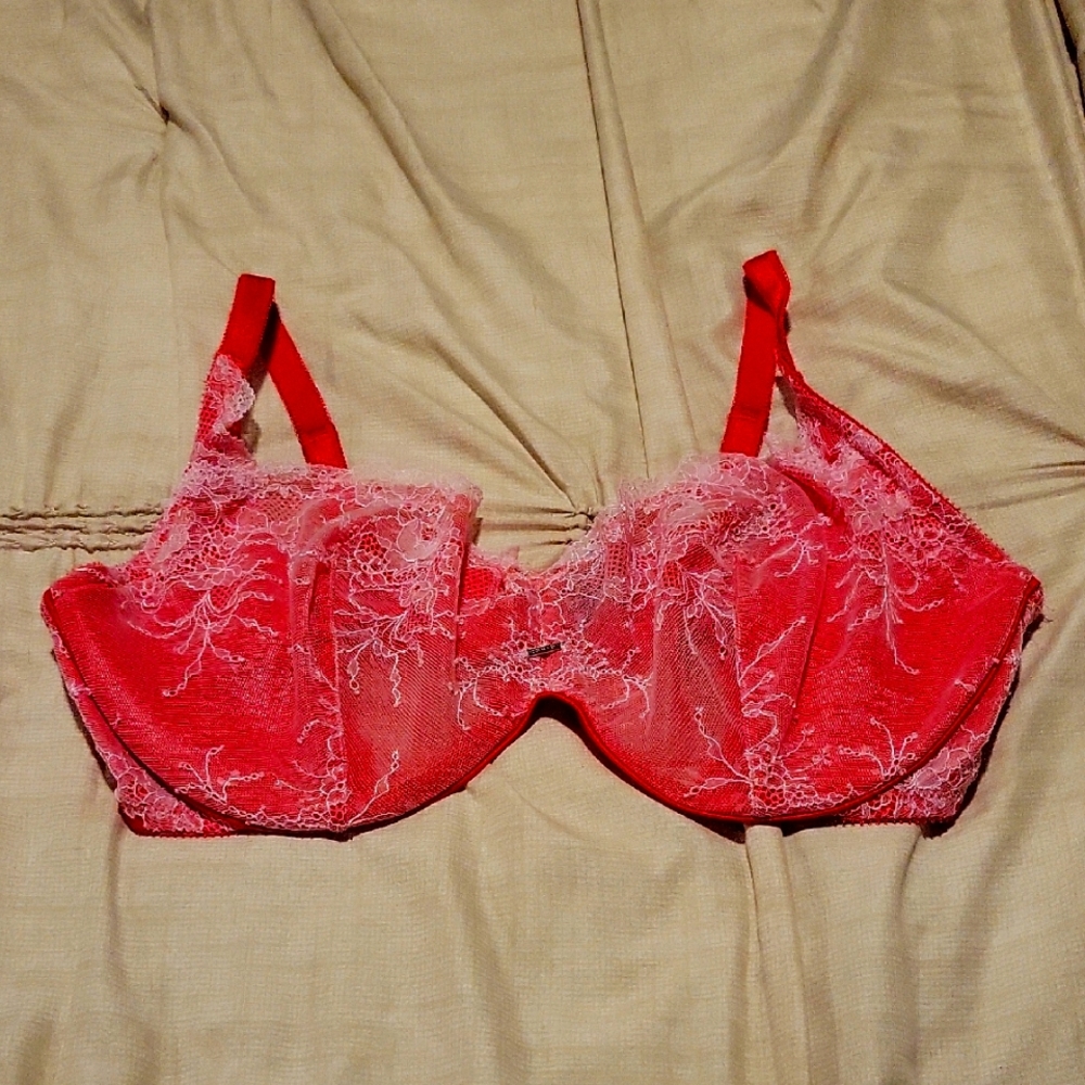 Victoria's Secret Vibrant Orange Lace Bra Size 38DD